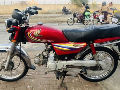 HONDA CD 70 2015 TOTAL GENIUNE BIKE