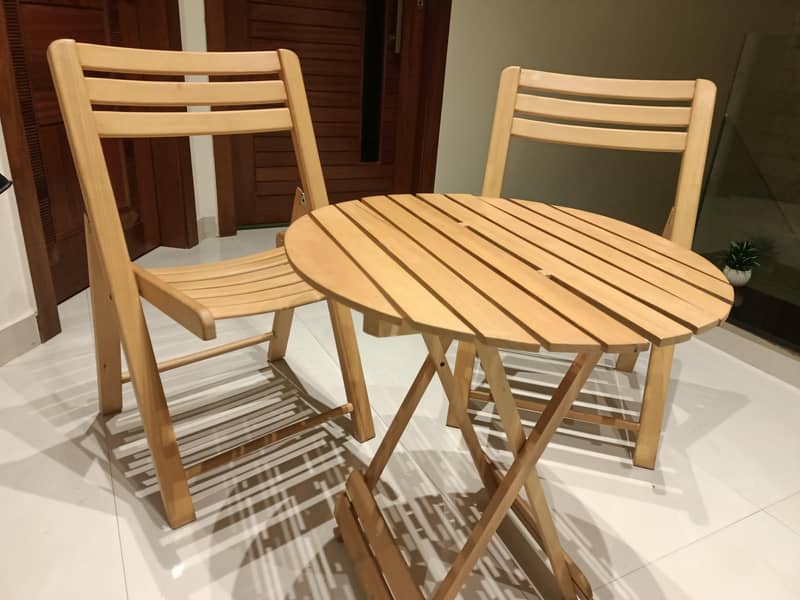 Bistro solid foldable chairs and table 0