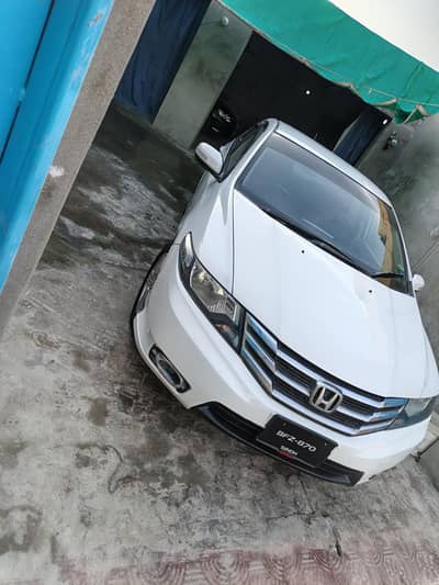 Honda City 2016 model out class original condition ek se do peace