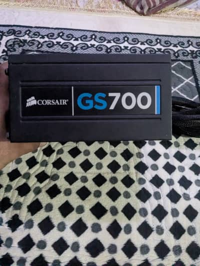 Corsair GS700 Power &  Lian Li ST120 ADDRESSABLE RGB 120MM WHITE FANS