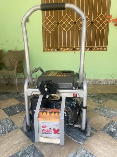 Hyundai Gasoline Generator 6.5 KW (HGS 7250)