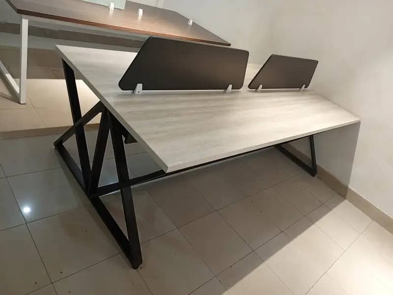 Workstation table/ office table 1