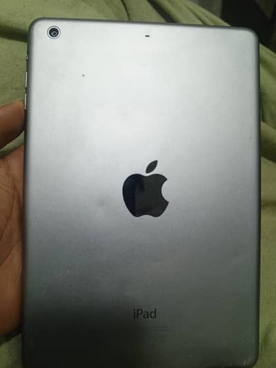 ipad mini 2 32 gb 8/10 condition