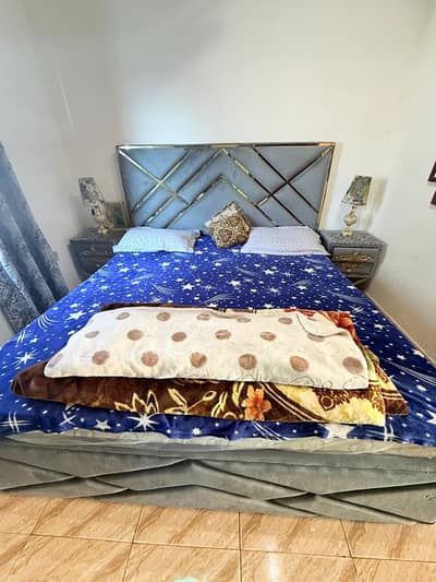 Bedroom set for sale