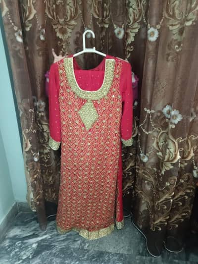 kam wali maxsi red colour