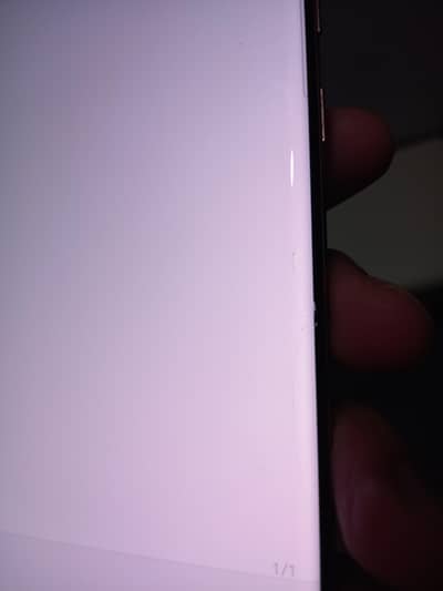 argent sale 82k Small touch issue on right side near power button only