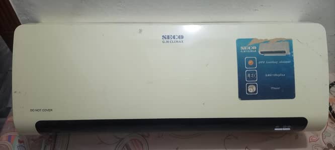 SECO brand split room heater. No falt. look like new.