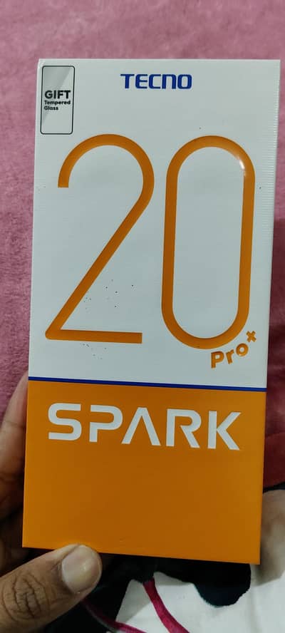 Tecno Spark 20 pro Plus  White Color