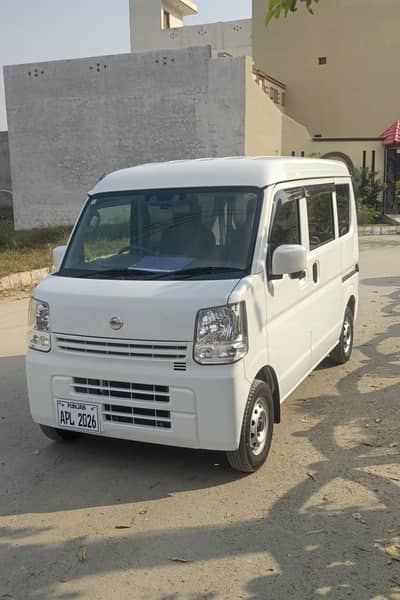 Nissan clipper 2022 /25