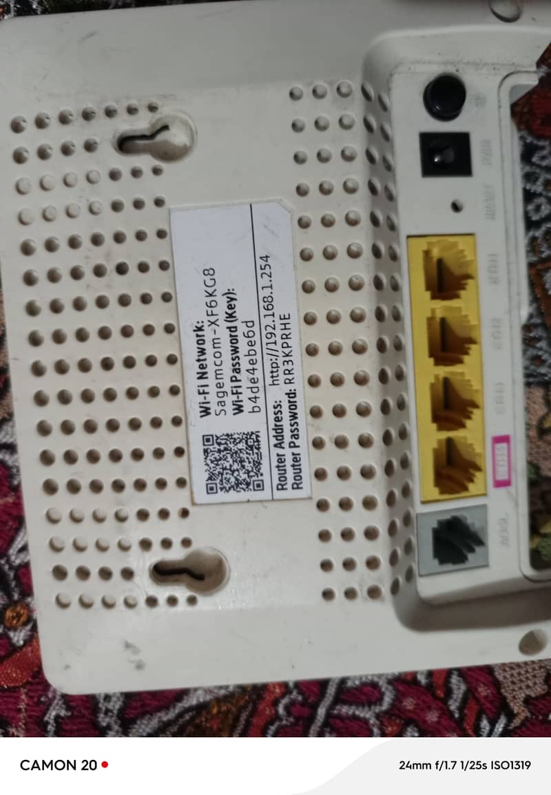 PTCL router is for sale on cheap price - Networking - 1110733187