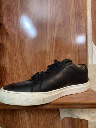 Original mens black leather casual sneakers