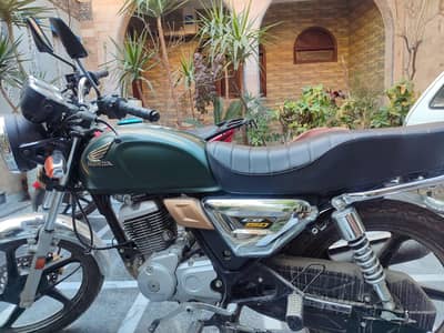 Honda CG 150 2025 – Only 2000 KM Driven | Like New