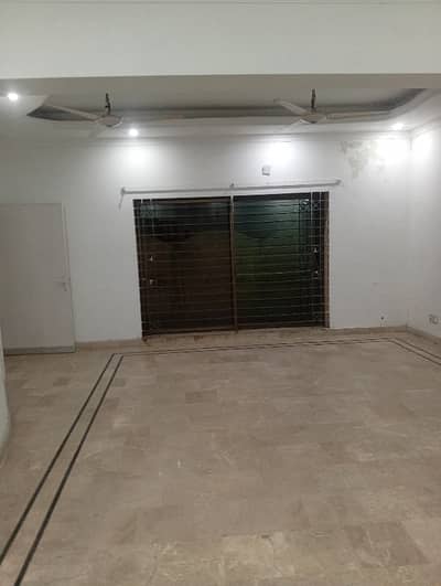 Family And Silent Office Use House  10 Marla 4 Bedroom Attached Bathroom Kitchen TV Lounge Drawing Room Store Room Marble Flooring Near To Park Masjid Market