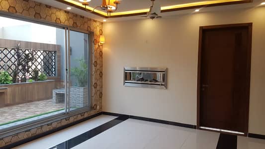 ZEEE Marketing Offers 1 Kanal Back of "150" Near To Golf Course Possession Awesome Location in DHA Phase 9 Prism Available