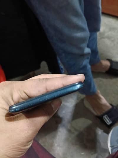 sab kuch thk ha Daba charger sath ha only Whatsapp 03196778435