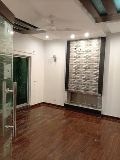 10 Marla Full House For Rent In DHA Phase 6