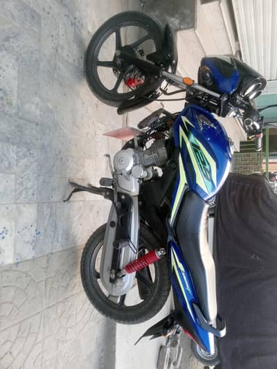 CB 125F IN NEW CONDITION