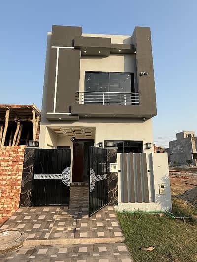3 MARLA BRAND NEW FACING PARK HOUSE AVAILABLE FOR RENT IN AL KABIR TOWN PH 2