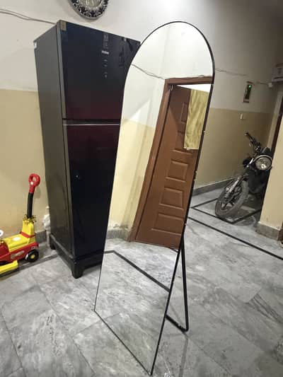 6ft x 2ft Mirror with durable stand