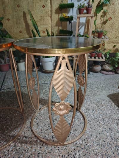 Coffee table for sale in new condition .