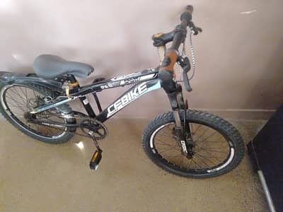 good condition cycle for 8 to 12 year child for sale