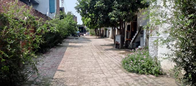 7 Kanal Factory Available for Rent.