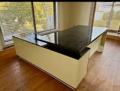 executive table urgent sale