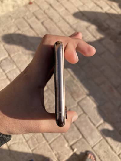 Iphone xs max official dual sim pta approved 256gb