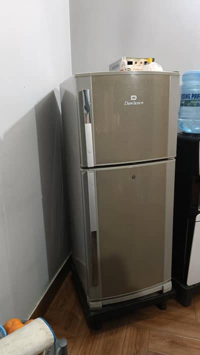 اچھی کنڈیشن میں استعمال شدہ فریج برائے فروخت