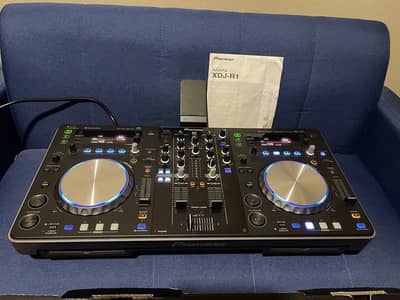 Pioneer xdj r1 dj controller