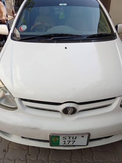 Toyota platz