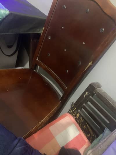 Dining table with 6 chairs