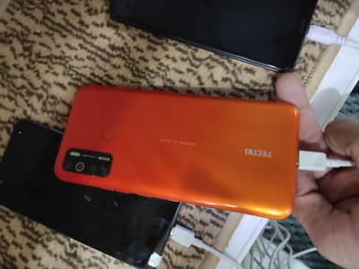 Tecno Spark 5pro 4/64