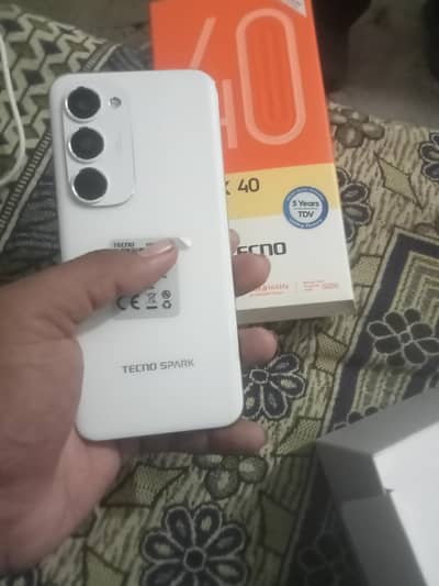 Tecno spark 40 pro +