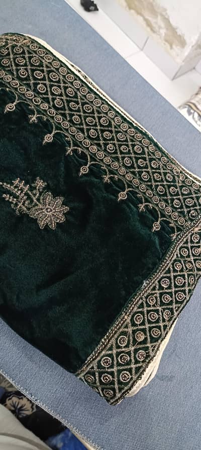 valvet shawl Embroidered