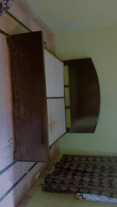 new bed h Saudia shift Hona. h bus is liye sale Kar Rahy h.