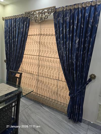 2 Pairs of Curtains and Blinds