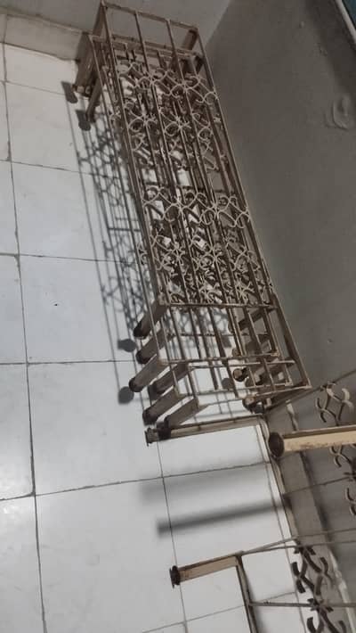 flower pot stands iron