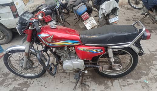 Honda CG 125 | Motorcycle CG125 2017 | whatsapp o3o3-21oo838