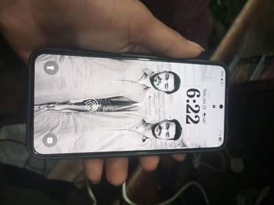 Samsung S22 up for sale