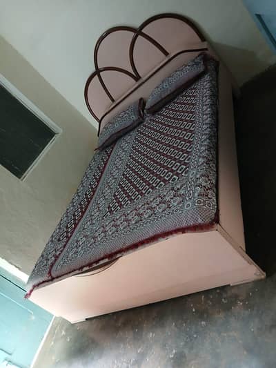 queen bed condition 9/¹⁰