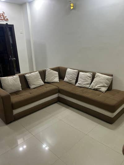 L shaped sofa  6 seater