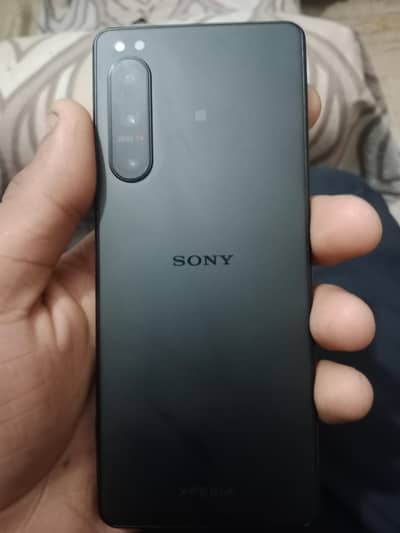 xperia 5 mark 4 low pta tax   greenn line came 2 days ago