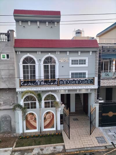 3.6 Marla Luxury House For Sale