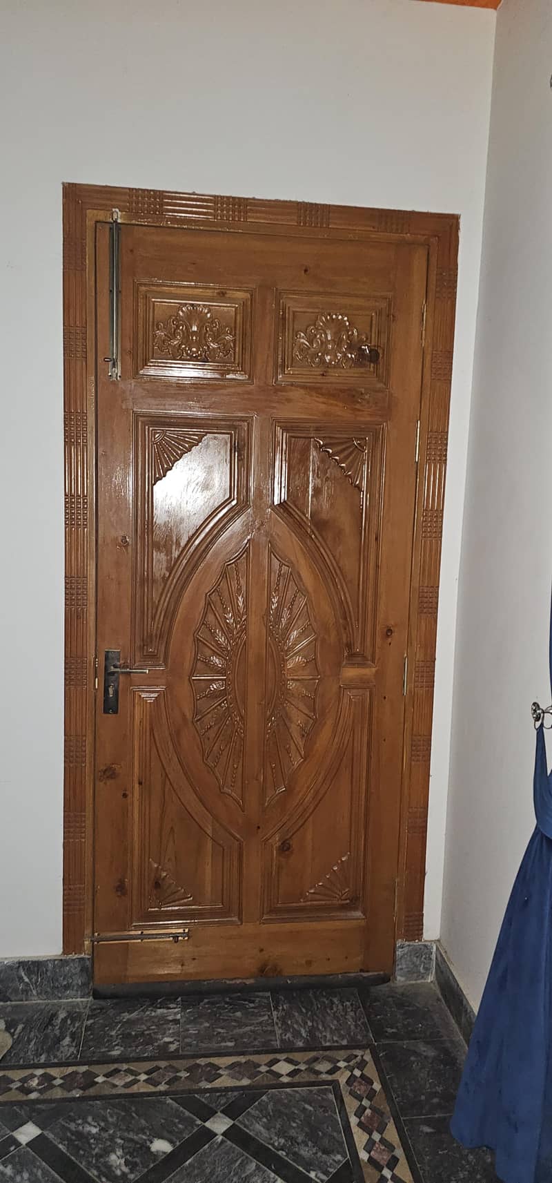 Solid Diyar Doors 1