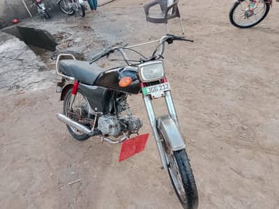 03154852447. front back showk nw. seat,back tyre,chain set new