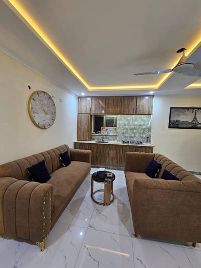 2 bed furnished apartment available for Daily Reservation