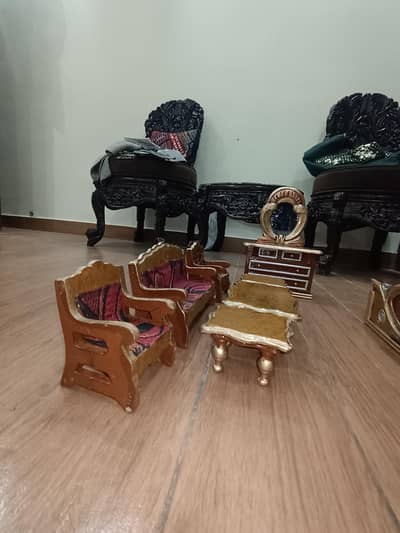 home decor and doll furniture