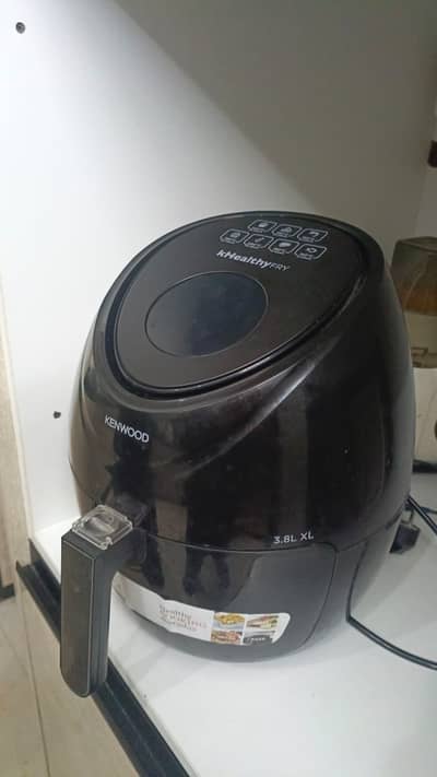 Just like new Kenwood HFP-30 Digital Air Fryer 3.8 Litres - 1500 W