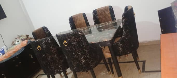 luxurious dining table